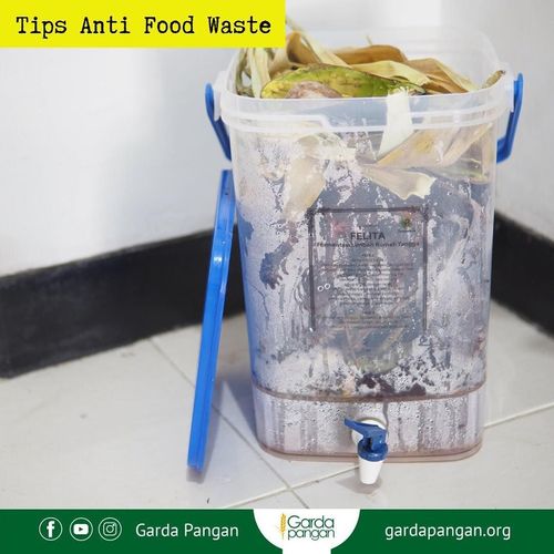 Komposkan Sisa Makanan